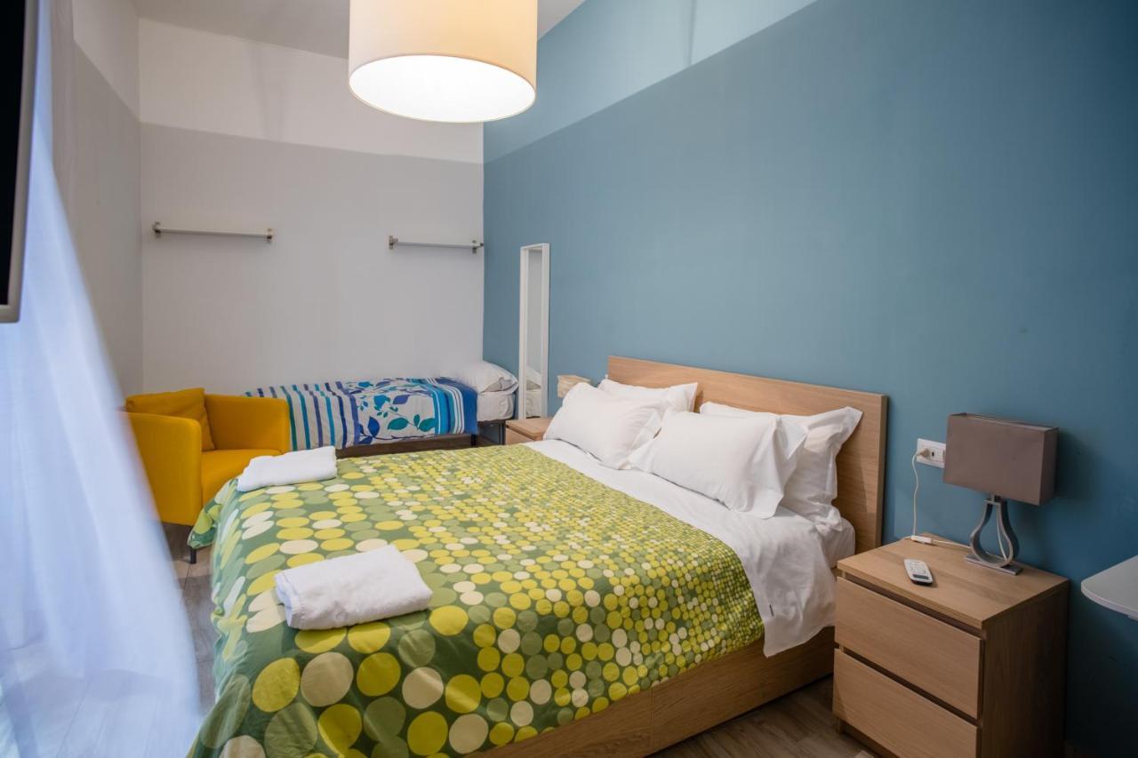 Stay In Naples Flats Toledo Buitenkant foto