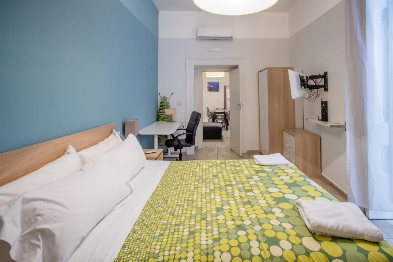 Stay In Naples Flats Toledo Buitenkant foto